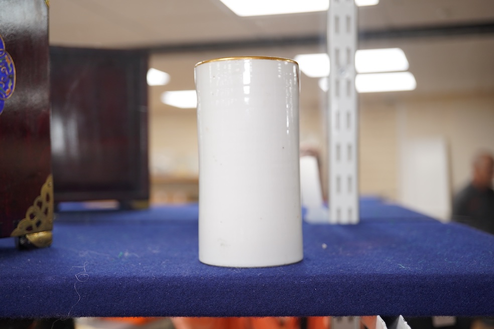 A Chinese cylindrical spill vase, Tongzhi period, 12cm high. Condition - good